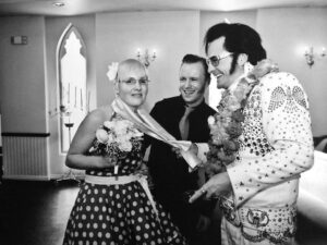 Retro Elvis wedding trends for 2026